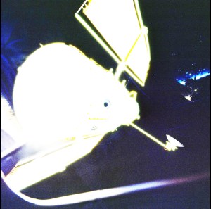 STS103-734-73_3 (1)bright